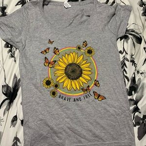 Brave and free t shirt. Great condition.